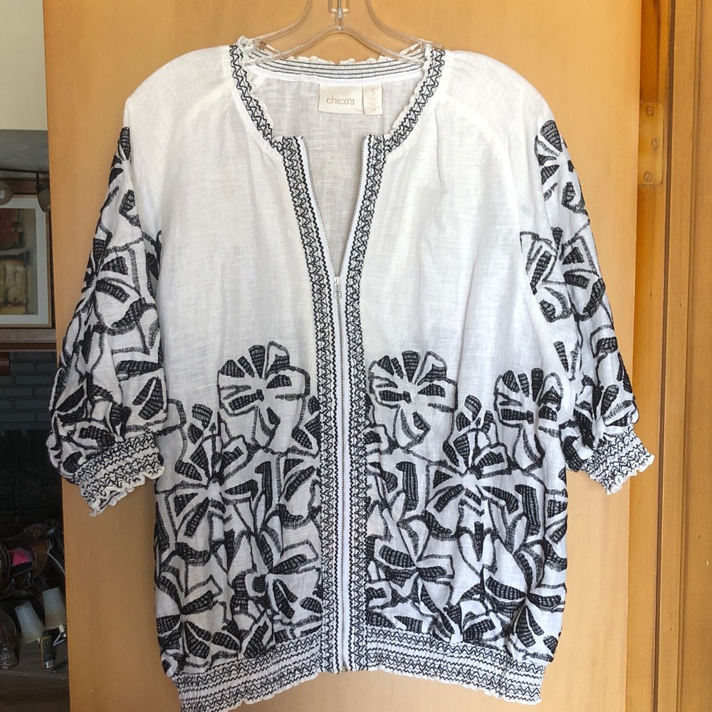 Chico's White Linen Top with Black Floral Embroidery